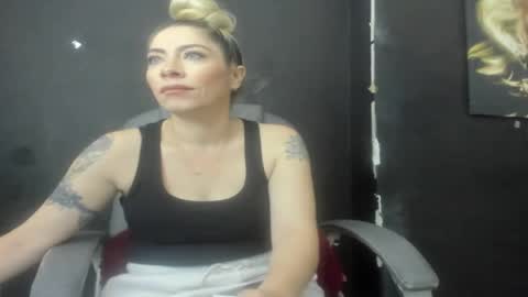 Snapshot of viktoria_davis_ chatting on May 2026 08:59:01 PM Viktoria online show from May 2026 08:59:01 PM