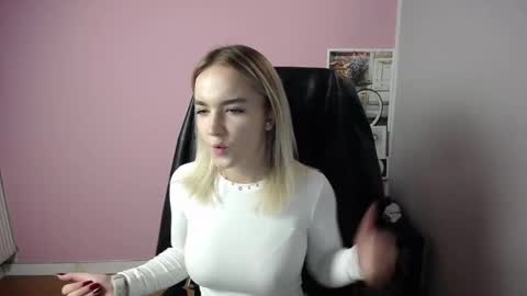 viktoria_lovely online show from October 2025 08:59:02 AM