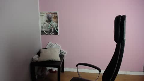 Snapshot of viktoria_lovely chatting on July 2026 06:10:01 AM viktoria_lovely online show from July 2026 06:10:01 AM