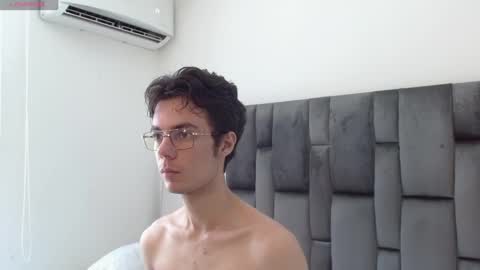 viktornoir online show from September 2025 04:12:01 PM