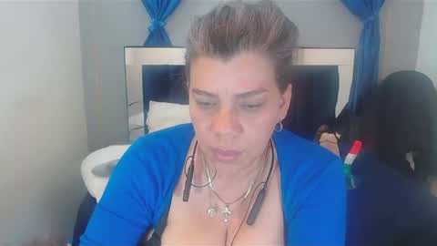 VIKY ADAMS online show from February 2025 12:33:01 PM