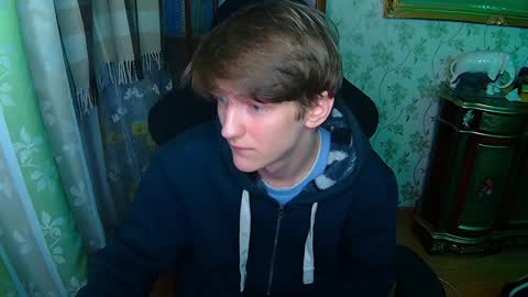 Snapshot of vince__dice chatting on December 2024 01:11:02 PM Dimoooooon online show from December 2024 01:11:02 PM