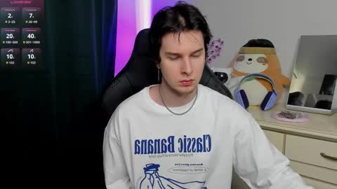 Vincent Strong online show from March 2026 12:21:01 PM