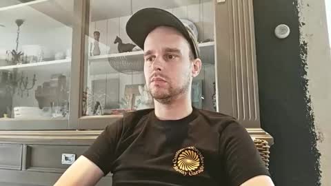 Vincent online show from September 2025 01:04:01 PM