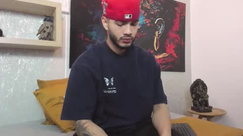 Vincent online show from September 2025 03:52:01 AM