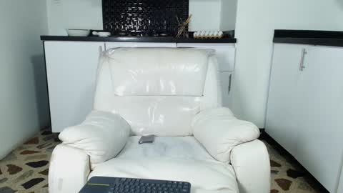 Snapshot of vincenthunter chatting on January 2025 10:22:01 PM Vincent online show from January 2025 10:22:01 PM