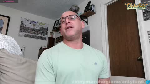 Snapshot of vinnymarchegiano chatting on December 2024 01:47:02 AM Vinny Marchegiano online show from December 2024 01:47:02 AM