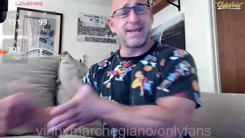 Snapshot of vinnymarchegiano chatting on March 2025 04:13:02 PM Vinny Marchegiano online show from March 2025 04:13:02 PM