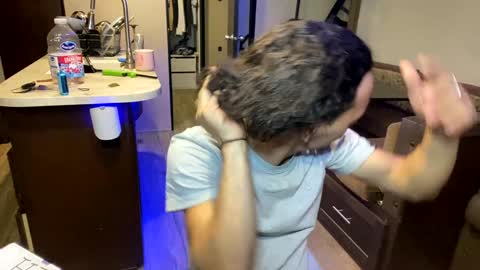 Snapshot of vinsmoke_sanji2020 chatting on December 2024 11:05:02 AM Sanji online show from December 2024 11:05:02 AM