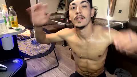 Snapshot of vinsmoke_sanji2020 chatting on December 2024 02:17:02 PM Sanji online show from December 2024 02:17:02 PM