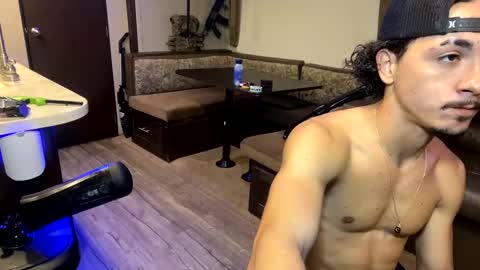 Snapshot of vinsmoke_sanji2020 chatting on December 2024 10:46:02 PM Sanji online show from December 2024 10:46:02 PM