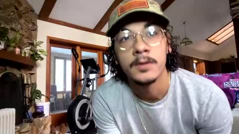 Snapshot of vinsmoke_sanji2020 chatting on February 2025 03:31:01 PM Sanji online show from February 2025 03:31:01 PM