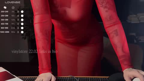Snapshot of vinylstore chatting on February 2025 03:14:02 PM Diva Silvia online show from February 2025 03:14:02 PM