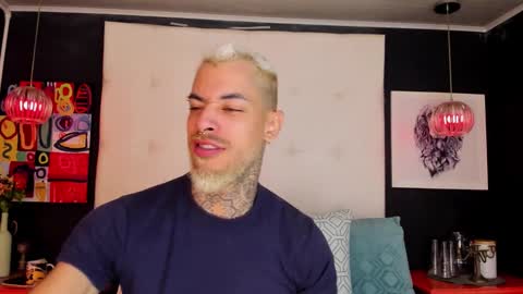 ---Vinzen--- online show from January 2026 09:52:02 PM