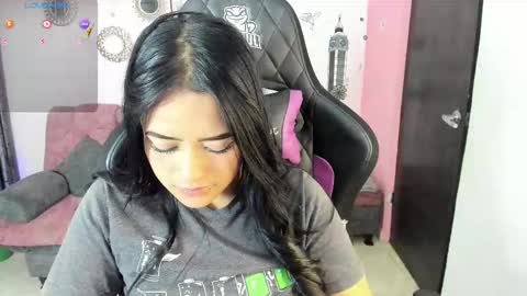 Daniela online show from October 2025 05:16:02 AM