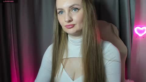 Funny  girl online show from May 2026 07:33:01 PM