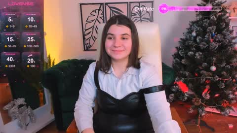 Snapshot of viola__shy chatting on December 2024 12:11:01 AM Viola online show from December 2024 12:11:01 AM