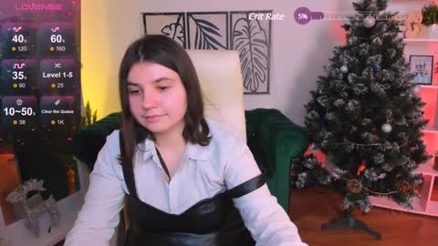 Snapshot of viola__shy chatting on January 2025 12:14:02 AM Viola online show from January 2025 12:14:02 AM