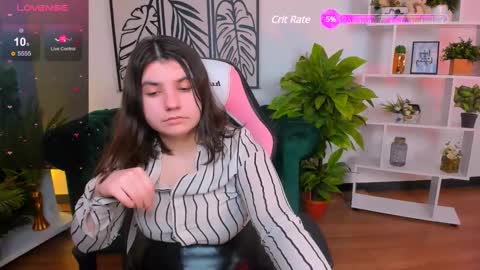 Snapshot of viola__shy chatting on February 2025 12:38:02 AM Viola online show from February 2025 12:38:02 AM