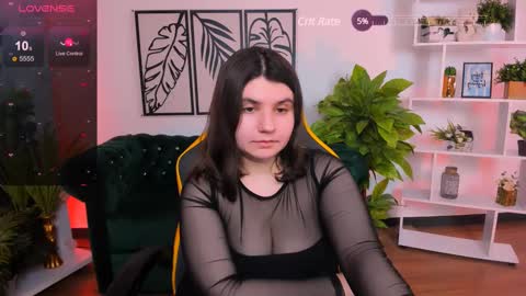 Snapshot of viola__shy chatting on March 2025 03:52:02 AM Viola online show from March 2025 03:52:02 AM