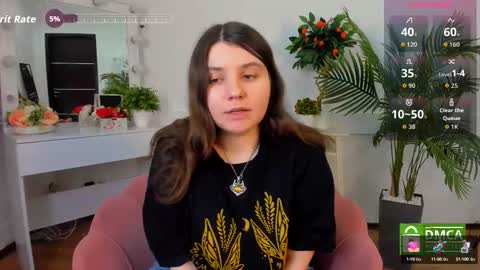 Snapshot of viola__shy chatting on October 2025 08:40:02 PM Viola online show from October 2025 08:40:02 PM