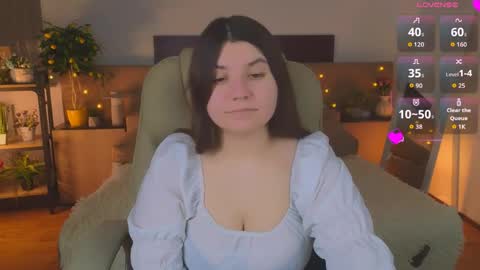 Snapshot of viola__shy chatting on April 2026 09:02:02 PM Viola online show from April 2026 09:02:02 PM