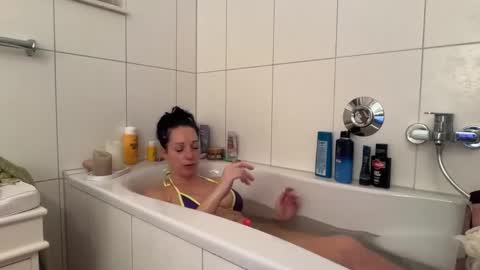 Snapshot of viola_beck chatting on February 2026 06:15:01 PM Vio online show from February 2026 06:15:01 PM