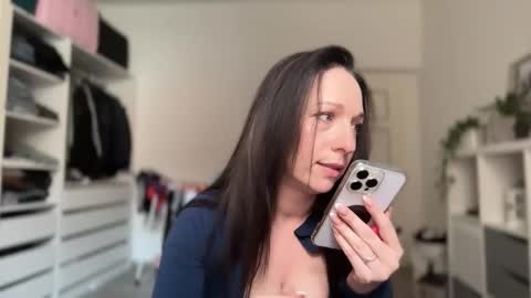 Snapshot of viola_beck chatting on March 2026 10:00:01 AM Vio online show from March 2026 10:00:01 AM