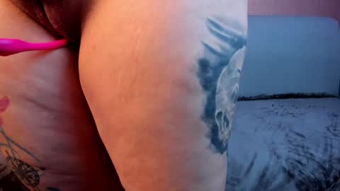 Snapshot of violeet_scott chatting on January 2025 04:59:02 PM Violett Everyday From 0530 to 1430 Col Time online show from January 2025 04:59:02 PM