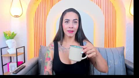 Violette online show from February 2026 10:42:02 AM