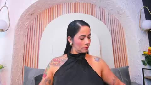 Violette online show from June 2026 10:02:02 AM