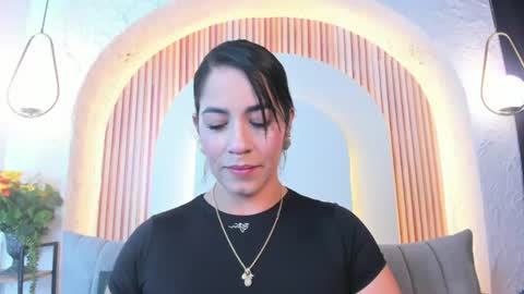 Violette online show from July 2026 01:28:01 PM