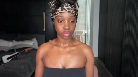 Fantasy Black Girl online show from May 2026 09:50:01 AM