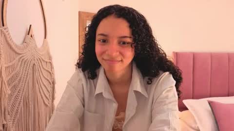 violet__15 online show from March 2026 12:01:01 PM
