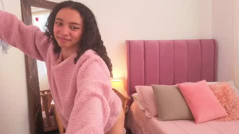 violet__15 online show from April 2026 12:29:02 PM