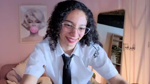 violet__15 online show from June 2026 12:09:02 PM