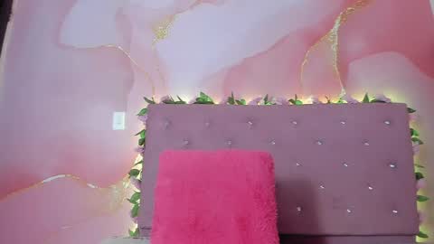 violet__taylor_ online show from April 2026 02:22:02 AM
