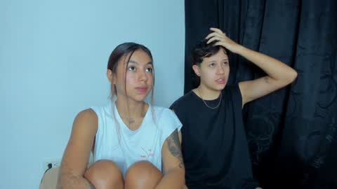 Violet and Casper online show from January 2025 09:48:01 AM