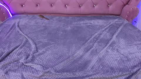 Snapshot of violet_evans07 chatting on March 2025 04:07:02 PM online show from March 2025 04:07:02 PM