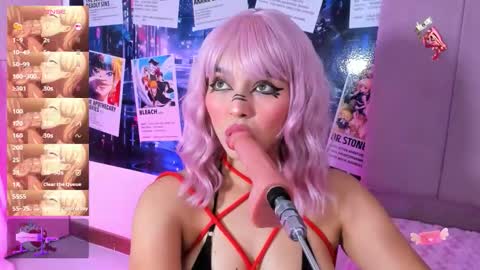 Violet Fiore online show from October 2025 07:45:02 PM