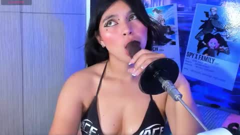 Violet Fiore online show from March 2026 03:01:02 PM