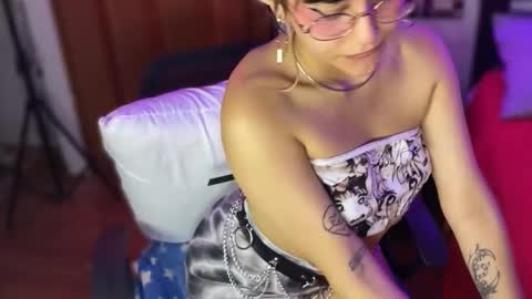 Snapshot of violet_hentai01 chatting on March 2025 11:09:02 PM Violete Hentai01 online show from March 2025 11:09:02 PM