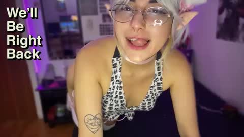 Snapshot of violet_hentai01 chatting on March 2025 03:56:01 PM Violete Hentai01 online show from March 2025 03:56:01 PM