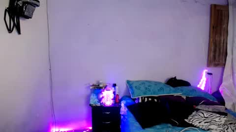 Snapshot of violet_hyuga chatting on February 2025 07:50:02 AM violet_hyuga online show from February 2025 07:50:02 AM