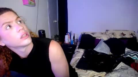 Snapshot of violet_hyuga chatting on February 2026 03:25:02 AM violet_hyuga online show from February 2026 03:25:02 AM