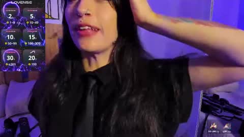 Violet Jones online show from June 2026 04:27:02 PM