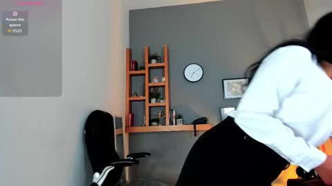 Snapshot of violet_kumar chatting on December 2025 07:41:01 PM violet_kumar online show from December 2025 07:41:01 PM