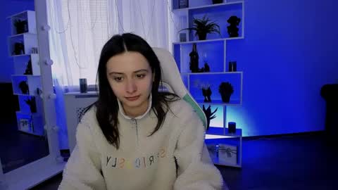 violet_margo online show from April 2026 07:11:01 AM
