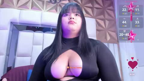 violet_milleer online show from January 2026 07:15:01 PM