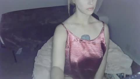 Snapshot of violet_winter97 chatting on December 2024 02:54:01 AM violet_winter97 online show from December 2024 02:54:01 AM